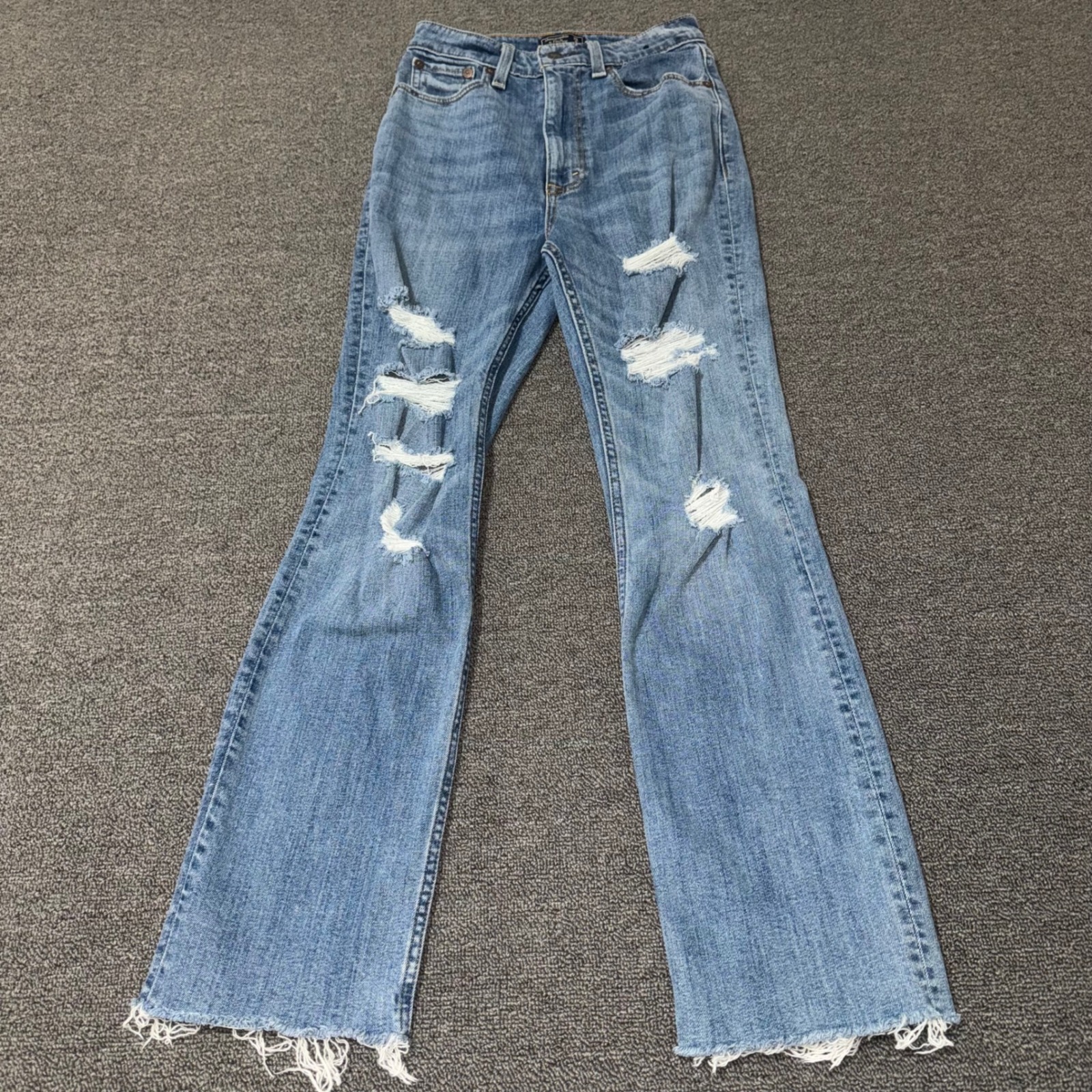 Abercrombie & Fitch Zoe Natural Rise Ankle Straight Distressed Jeans 25 0r Blue